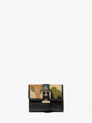 Michael Kors Colby Small Camouflage Print Calf Hair Tri-Fold Wallet Geldbörse Damen Olivgrün Mehrfarbig | KS2439760