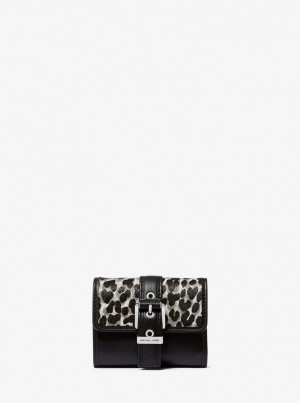 Michael Kors Colby Small Leopard Print Calf Hair Tri-Fold Wallet Geldbörse Damen Schwarz | UJ7698150